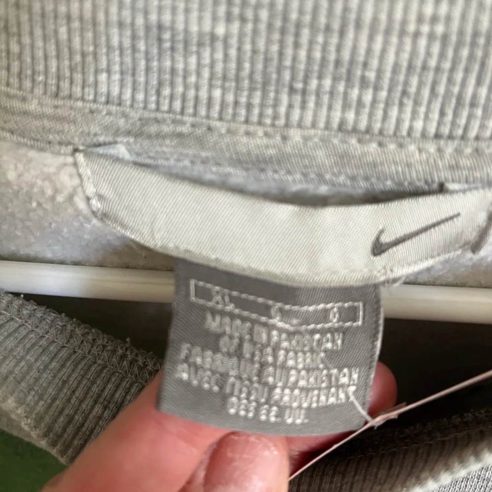 Nike youth xl